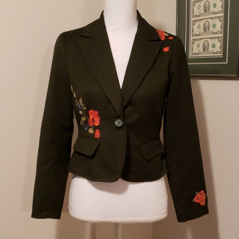 Embroidered blazer - green and floral -4P